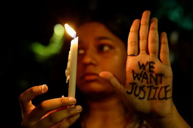 Kolkata: Massive night protests after doctor's rape and murder
