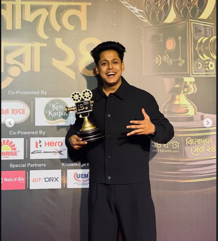 গ্রেপ্তার না কি কণ্ঠরোধ? Shamik Adhikary মামলায় প্রশ্নের মুখে প্রশাসন